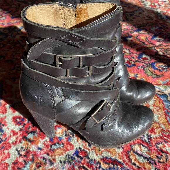 Frye wrap ankle boots - Picture 6 of 13